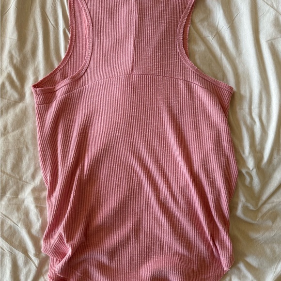 Two Z Supply tanks pink & ivory - Picture 4 of 10